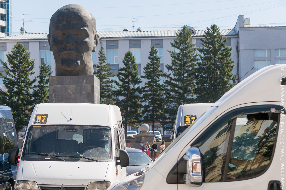 Водители улан удэ. Площадь советов Улан-Удэ. Микрик Улан-Удэ. Микрики Улан Удэ. Улан-Удэ Сояна.