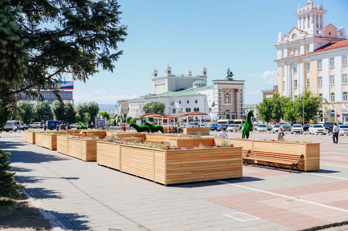 День москвы в улан удэ. Площадь советов Улан-Удэ. Парк на площади советов Улан-Удэ. Советская площадь Улан Удэ. Театральная площадь Улан-Удэ.