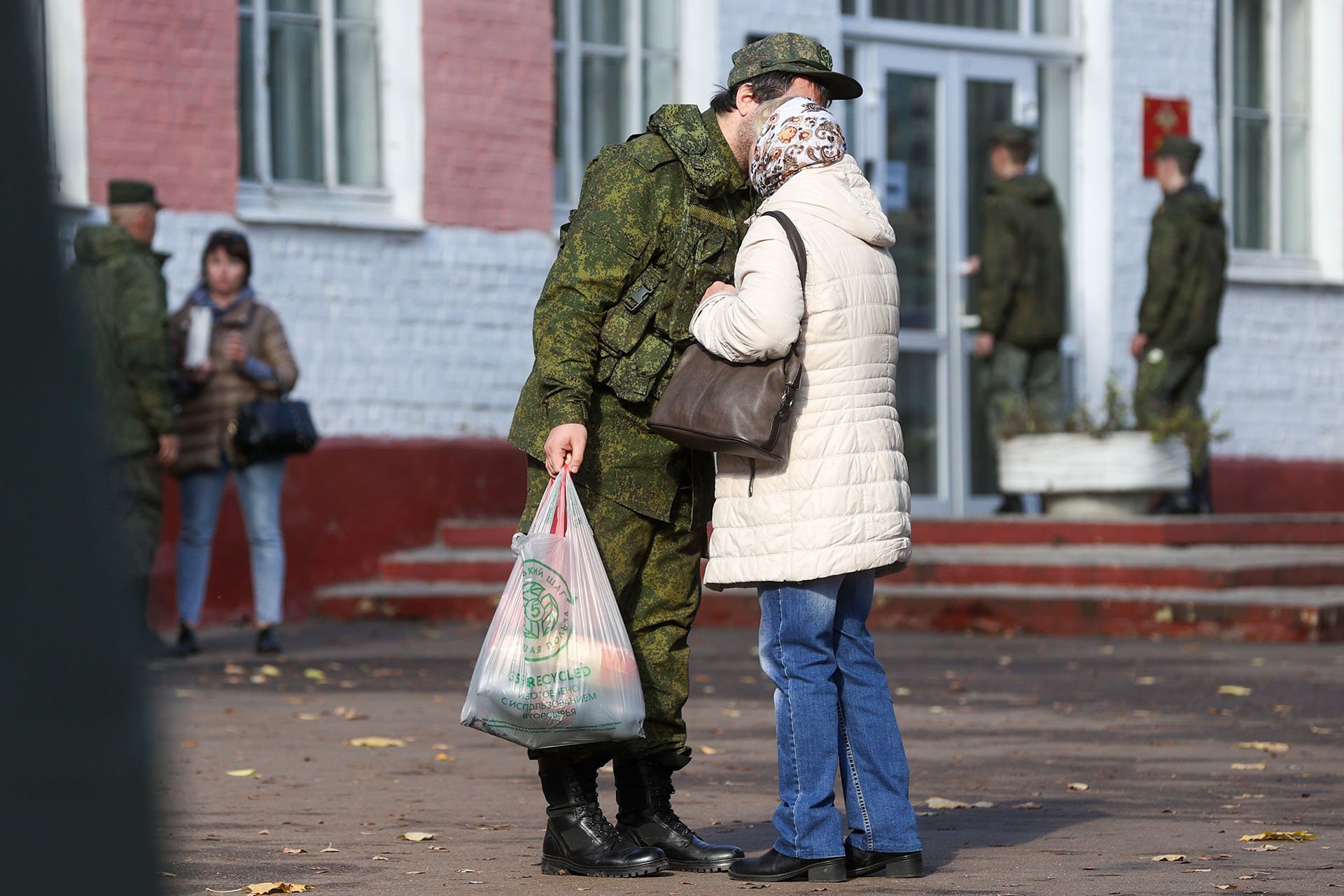 члены семей военнослужащих фото 46