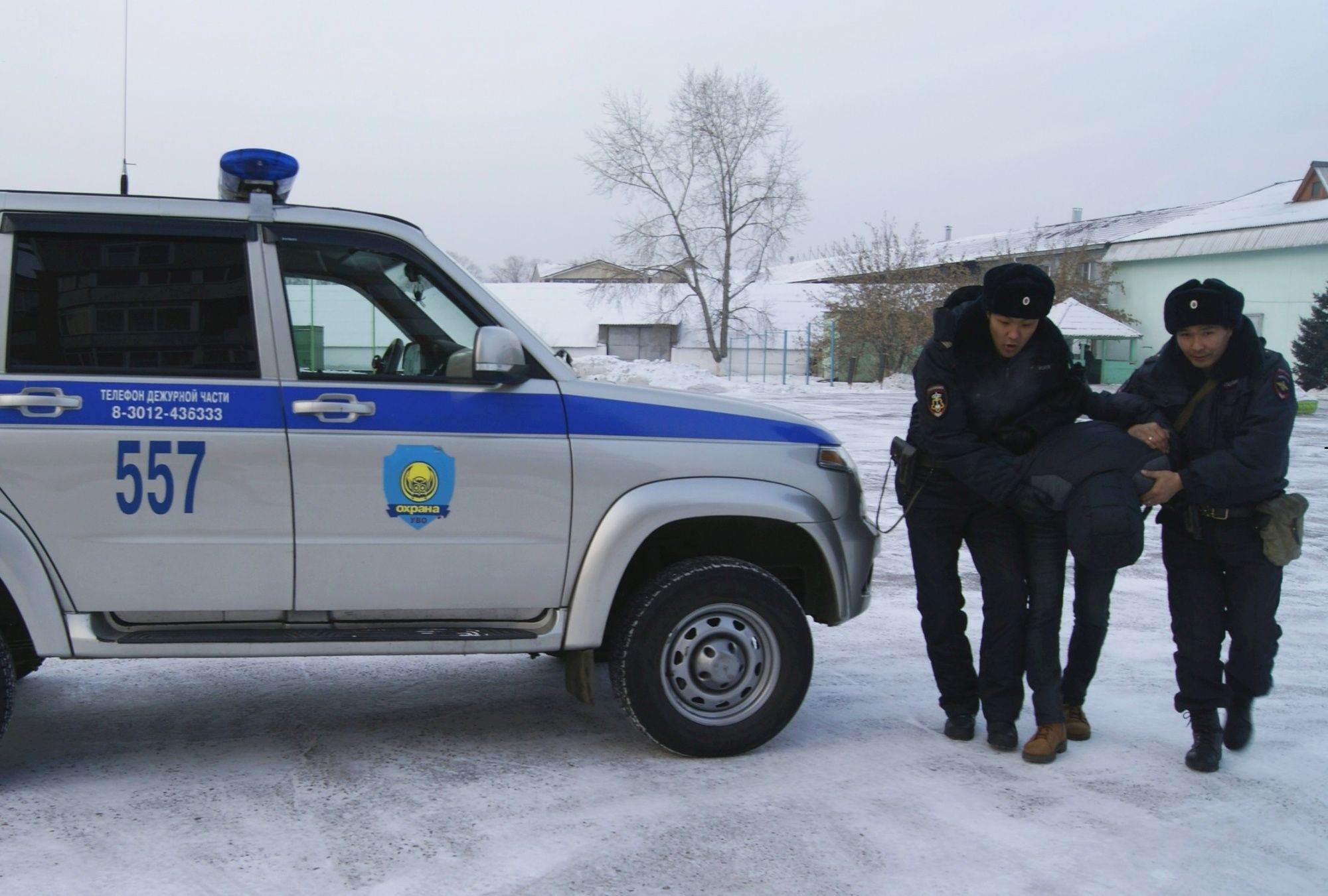 Сторож улан удэ. Полиция Улан-Удэ. Полицейские машины Бурятии. Полиция Республики Бурятия авто. Полицейская машина Республики Бурятия.